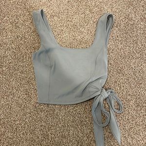 Lululemon cropped tank